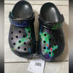 NWT crocs